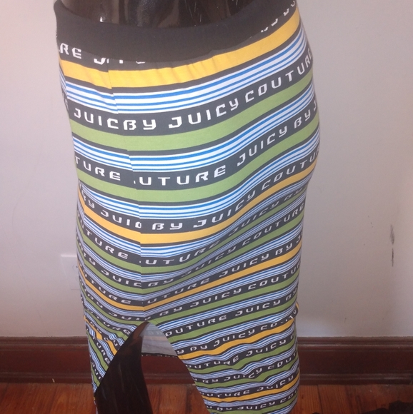 Authentic juicy couture skirt - Picture 2 of 4